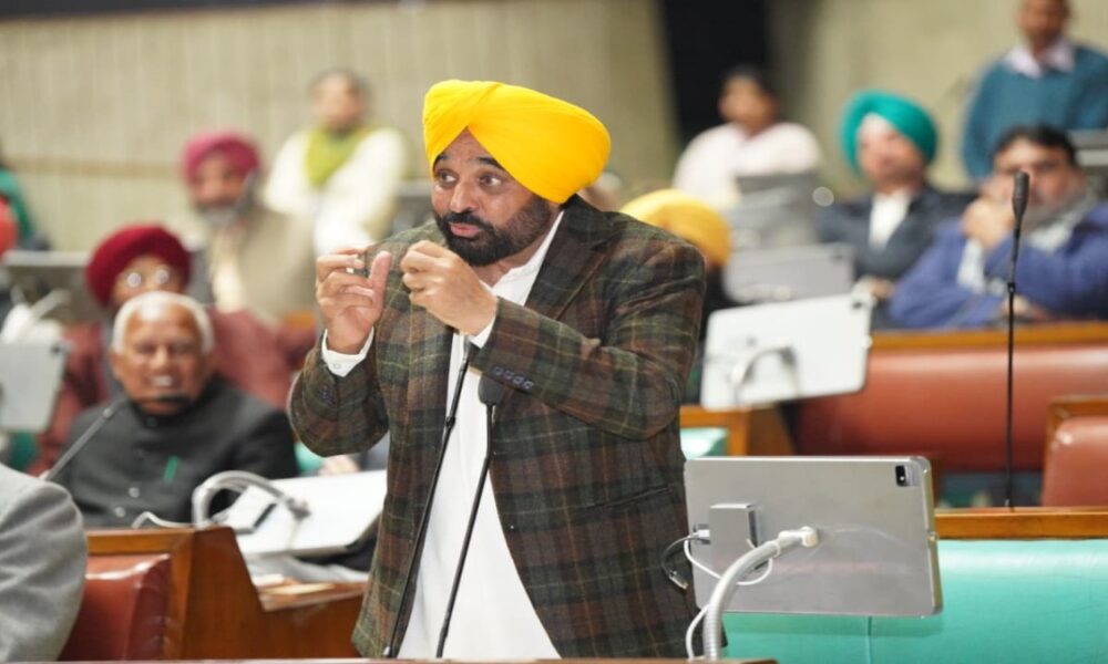 BJP ने मनरेगा को खत्म कर छीनी दलितों और गरीबों के रोजगार की गारंटी- भगवंत मान